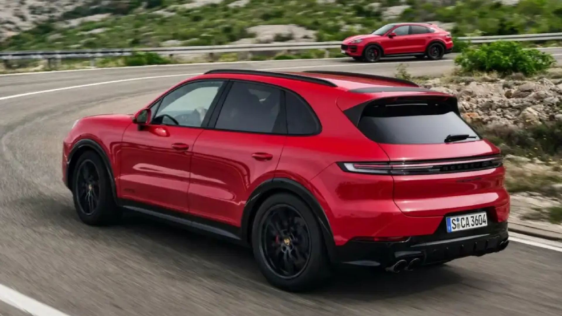 The new 2025 Porsche Cayenne GTS: Powerful and Luxurious Interior
